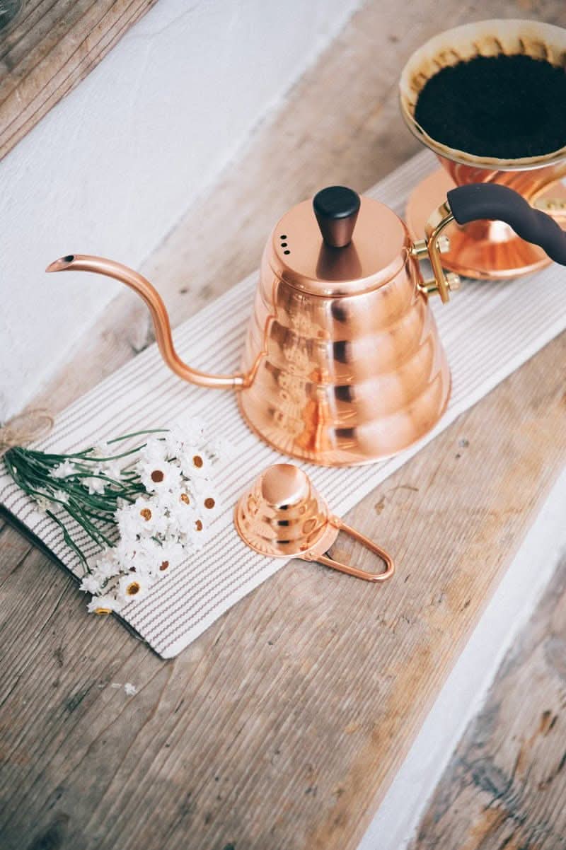 Hario V60 Buono Copper Drip Kettle - 600ml - Image 3