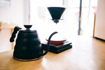 Hario V60 Buono Drip Kettle - Matte Black (1.2L) - Image 5