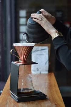 Hario V60 Buono Drip Kettle - Matte Black (1.2L) - Image 6