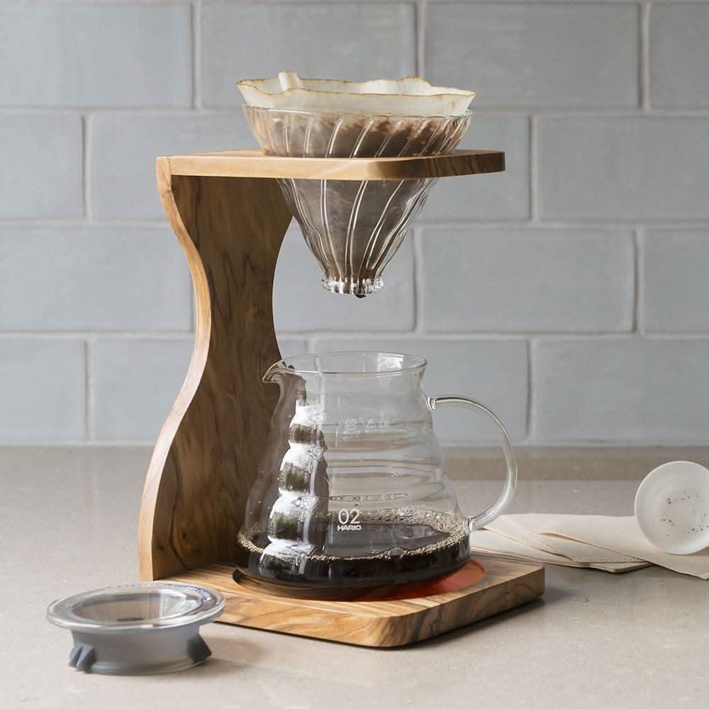Hario V60 Olive Wood Stand Set Size 02 - Image 2